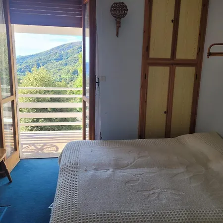 Casa Montis Holiday home